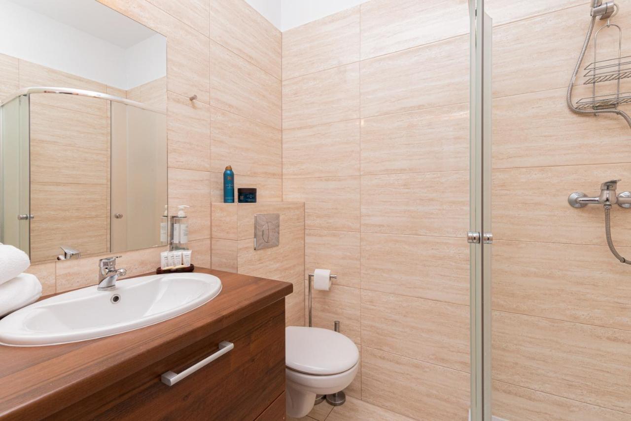 Villa 4 Pory Roku By Noclegi Renters Jastrzębia Góra Eksteriør bilde