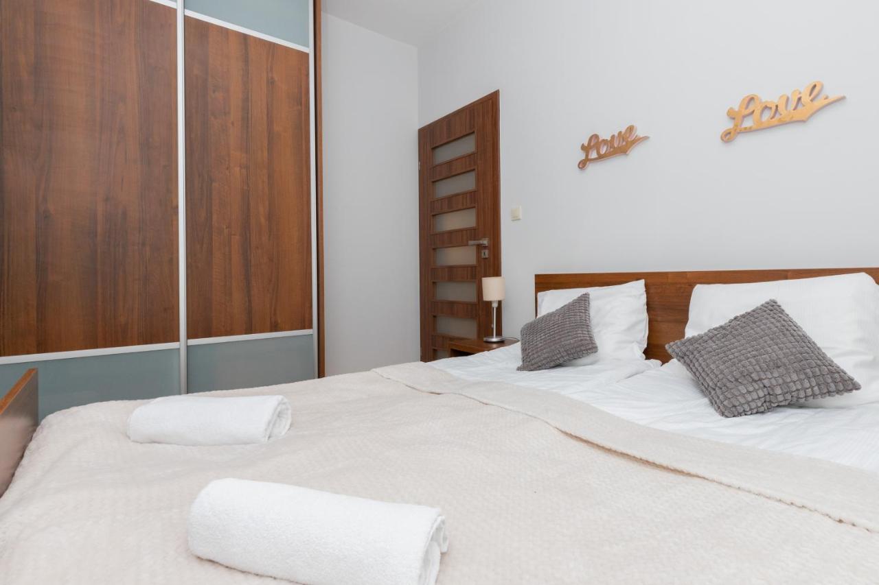 Villa 4 Pory Roku By Noclegi Renters Jastrzębia Góra Eksteriør bilde